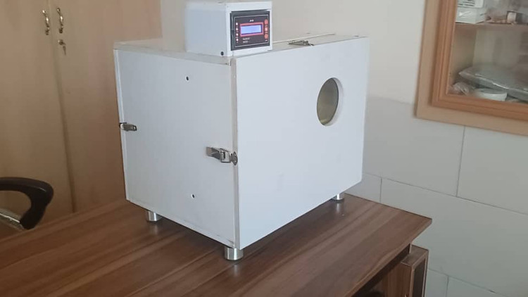 دستگاه جوجه کشی 84